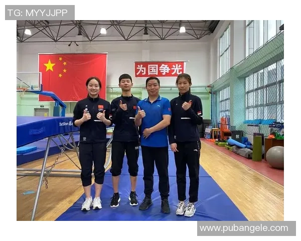 蝶泳技术突破与体能提升的综合训练方法探讨